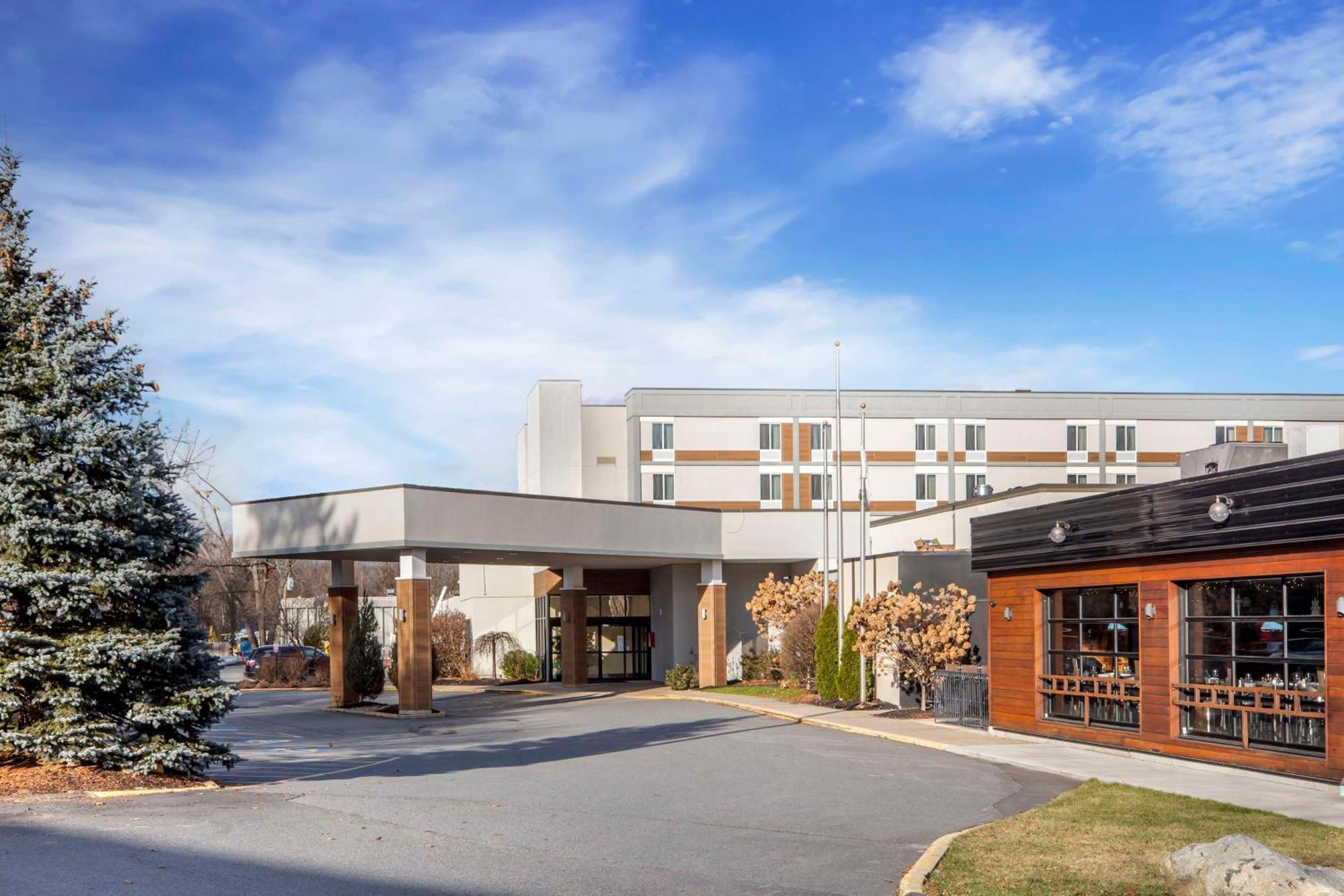 Best Western Plus New Englander Woburn Kültér fotó